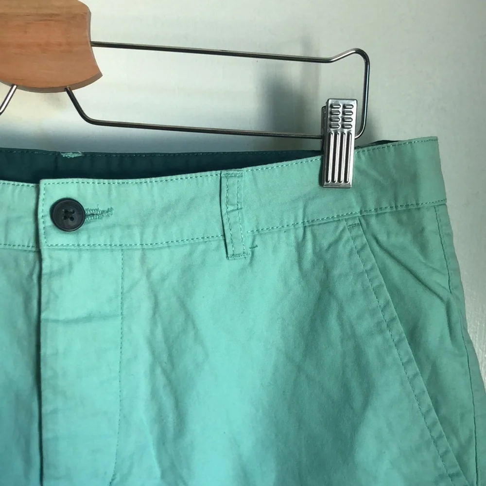 Divided Shorts - Picture 2 of 3